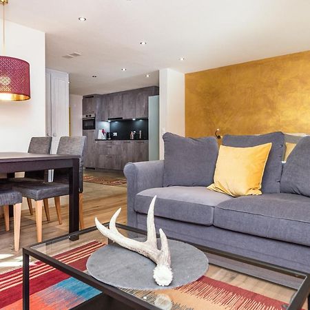 Village Apartment With Matterhorn View ツェルマット エクステリア 写真