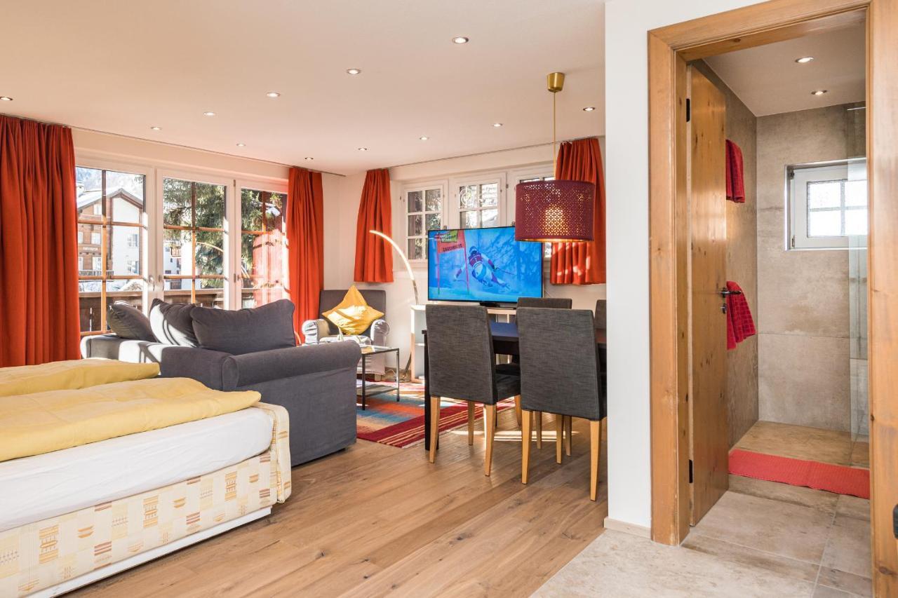 Village Apartment With Matterhorn View ツェルマット エクステリア 写真